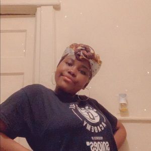 Meet your Posher, Roodmica